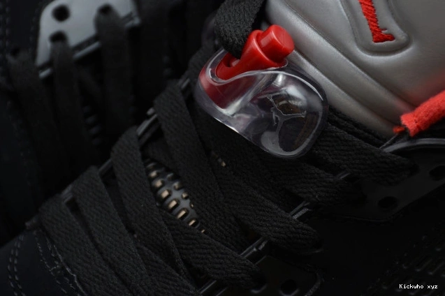 5  90 Low black 819171-001 Air Jordan mens Retro red Alternate 0718